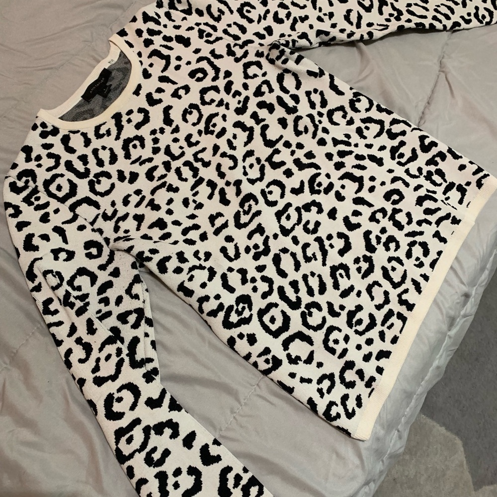 Ann Taylor long sleeve sweater